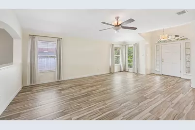 4824 Chesney Ridge Drive, Austin, TX 78749 - Photo 10