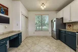 17517 Panorama Dr, Dripping Springs, TX 78620 - Photo 10