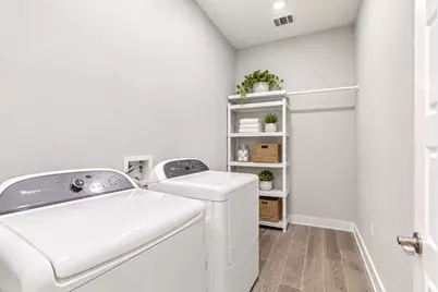 6909 Agrigento Drive, Austin, TX 78739 - Photo 14