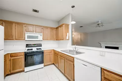 1404 Wheatfall Lane, Austin, TX 78748 - Photo 8
