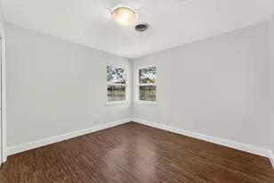 7711 Watson St, Austin, TX 78757 - Photo 18