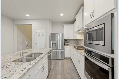 508 Peregrine Way, Leander, TX 78641 - Photo 10