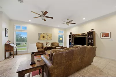 2936 Fm 1704, Elgin, TX 78621 - Photo 14