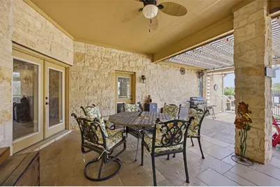 2936 Fm 1704, Elgin, TX 78621 - Photo 22