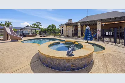2936 Fm 1704, Elgin, TX 78621 - Photo 36