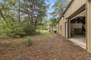 571 Pine Canyon Dr, Smithville, TX 78957 - Photo 8