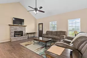 1504 Co Rd 459, Thorndale, TX 76577 - Photo 8