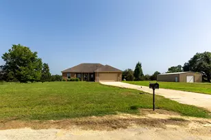 1504 Co Rd 459, Thorndale, TX 76577 - Photo 2