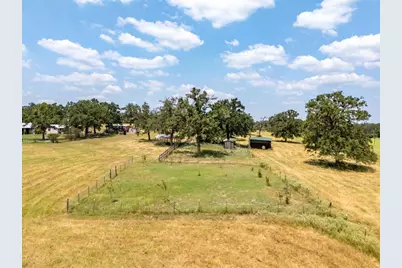 1045 Private Road 7005, Lexington, TX 78947 - Photo 40