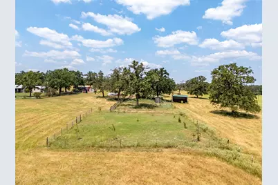 1045 Private Road 7005, Lexington, TX 78947 - Photo 40
