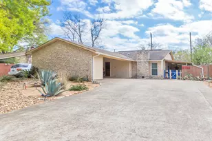 2011 Meadowridge Dr, Austin, TX 78704 - Photo 2