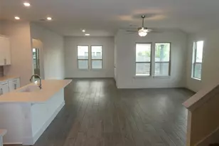 8201 Greyhawk Cv, Austin, TX 78744 - Photo 4