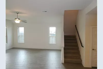 8201 Greyhawk Cove, Austin, TX 78744 - Photo 16