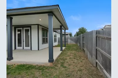 8201 Greyhawk Cove, Austin, TX 78744 - Photo 26