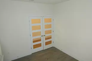 8201 Greyhawk Cv, Austin, TX 78744 - Photo 6