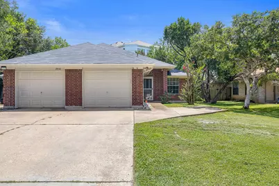 2910 Whisper Oaks Lane, Georgetown, TX 78628 - Photo 2