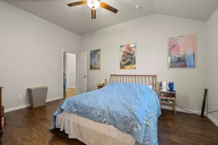 2910 Whisper Oaks Ln, Georgetown, TX 78628 - Photo 10