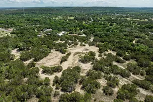24906 Fawn Dr, Leander, TX 78641 - Photo 2