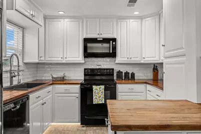 24906 Fawn Drive, Leander, TX 78641 - Photo 14