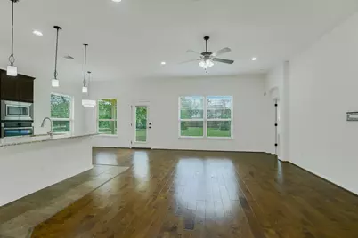 107 Valley View Drive, Bastrop, TX 78602 - Photo 6