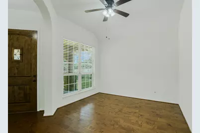 107 Valley View Drive, Bastrop, TX 78602 - Photo 4