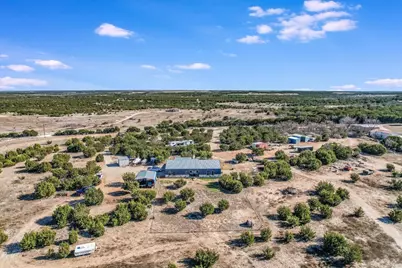 5450 County Road 202, Lampasas, TX 76550 - Photo 32