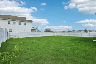 128 Honeybee Ln, Elgin, TX 78621 - Photo 36
