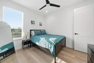 2216 Yellow Jacket Ln, Austin, TX 78741 - Photo 24