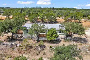 601 Lost Valley Rd, Dripping Springs, TX 78620 - Photo 4