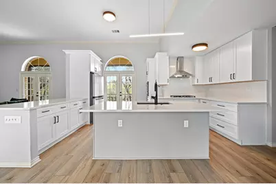 140 Barton Ranch Circle, Dripping Springs, TX 78620 - Photo 14