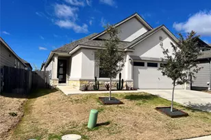 6516 Carriage Pines Dr, Del Valle, TX 78617 - Photo 2