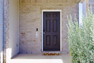 351 Blacktail Dr, New Braunfels, TX 78130 - Photo 2