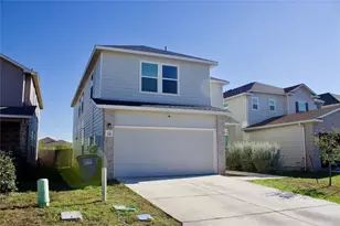 351 Blacktail Dr, New Braunfels, TX 78130 - Photo 2