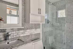 4911 Bull Mountain Cove, Austin, TX 78746 - Photo 32