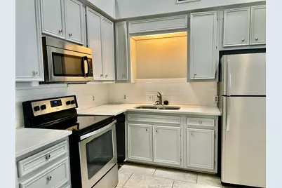 502 W 17th Street #K, Austin, TX 78701 - Photo 2