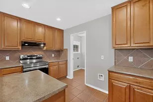 2014 Woodway Dr, Leander, TX 78641 - Photo 10