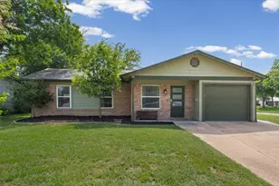 8514 Burrell Dr, Austin, TX 78757 - Photo 2