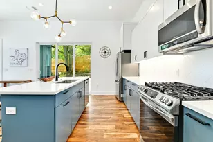 1407 Greenwood Ave, Austin, TX 78721 - Photo 8