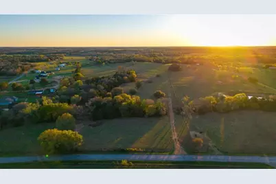 1700 County Road 216, Giddings, TX 78942 - Photo 14