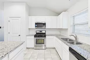 221 Bridgestone Way, Buda, TX 78610 - Photo 14