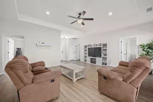 1313 Sandstone Cv, Lampasas, TX 76550 - Photo 4