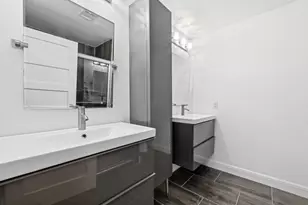 910 E 54th St, Austin, TX 78751 - Photo 16