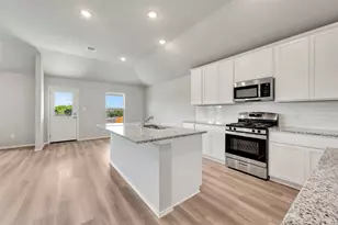 20001 Schatz Wy, Manor, TX 78653 - Photo 8