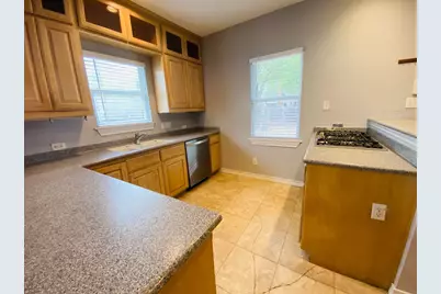 404 E 35th Street E #A, Austin, TX 78705 - Photo 12