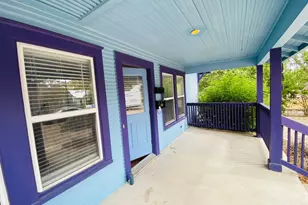 404 E 35th Street E, Austin, TX 78705 - Photo 2
