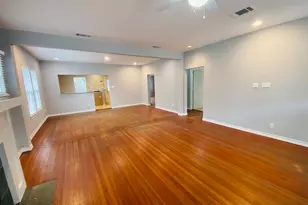 404 E 35th Street E, Austin, TX 78705 - Photo 6
