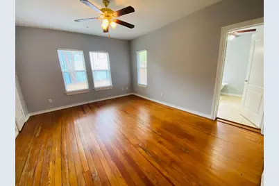 404 E 35th Street E #A, Austin, TX 78705 - Photo 26
