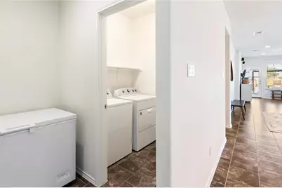 1001 McCormick Cove, Hutto, TX 78634 - Photo 16