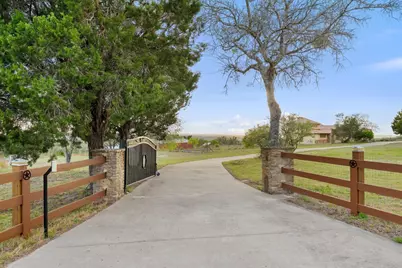 733 Dawn View, Dripping Springs, TX 78620 - Photo 36