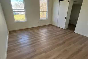 115 W Ila St, Elgin, TX 78621 - Photo 20